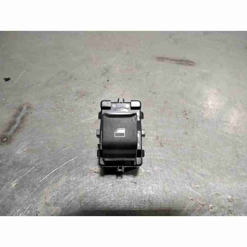 MANDO ELEVALUNAS TRASERO DERECHO H1BT14529AA 4 PINES 