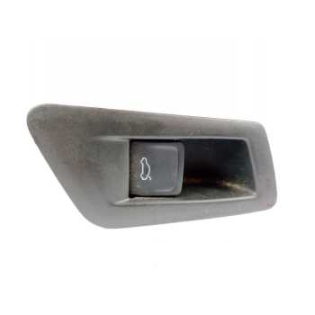 PULSADOR MALETERO / PORTON 2GA8674425 