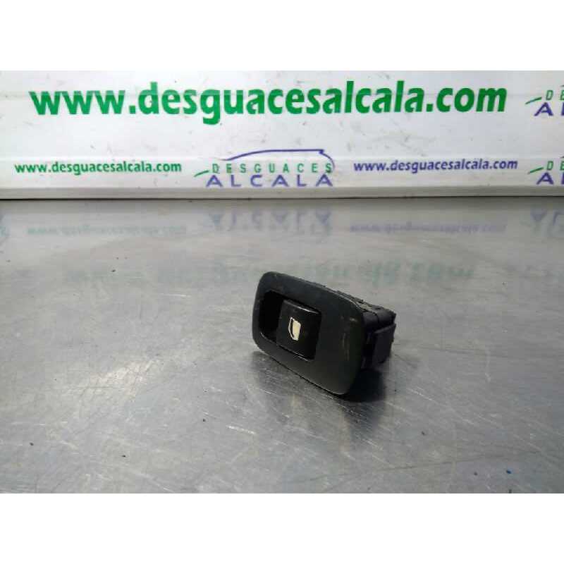MANDO ELEVALUNAS TRASERO DERECHO 96639378ZD 4 PINES 