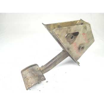 PEDAL EMBRAGUE 