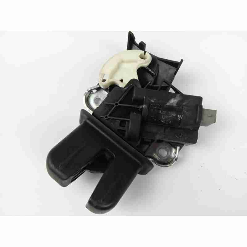 CERRADURA MALETERO / PORTON 4F5827505D 