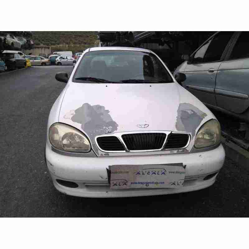 daewoo lanos del año 2001