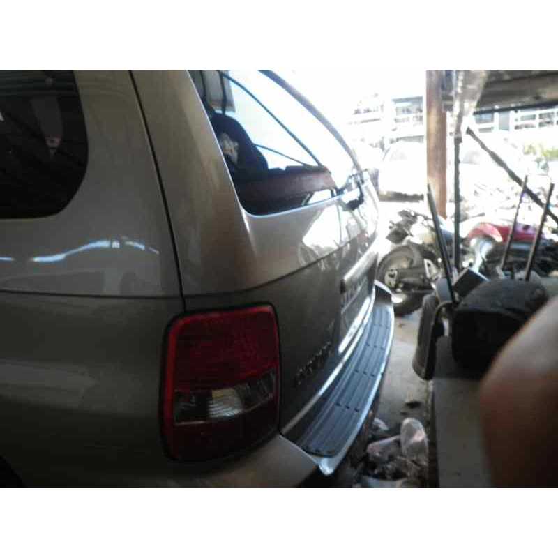 kia carnival ii del año 2003
