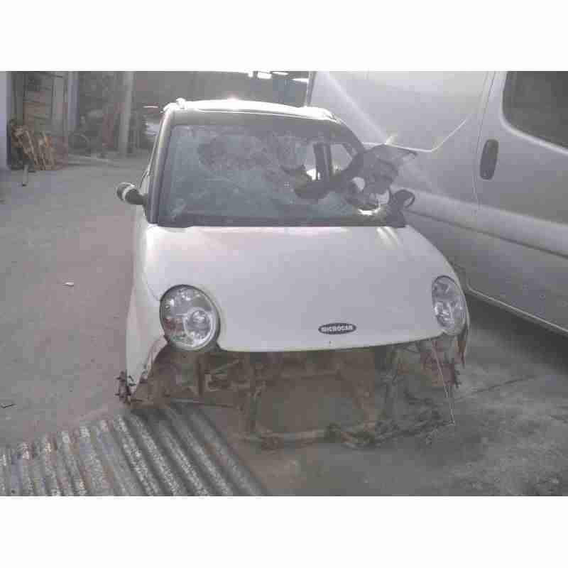 microcar m.go del año 2015