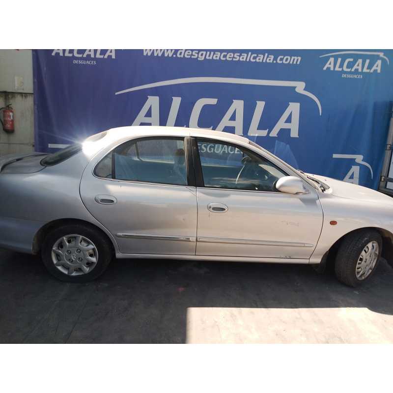 hyundai lantra ii (j-2) del año 1999