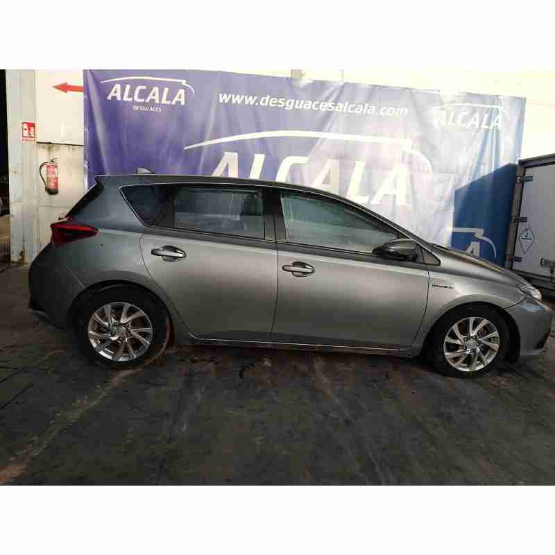 toyota auris (_e18_) del año 2018