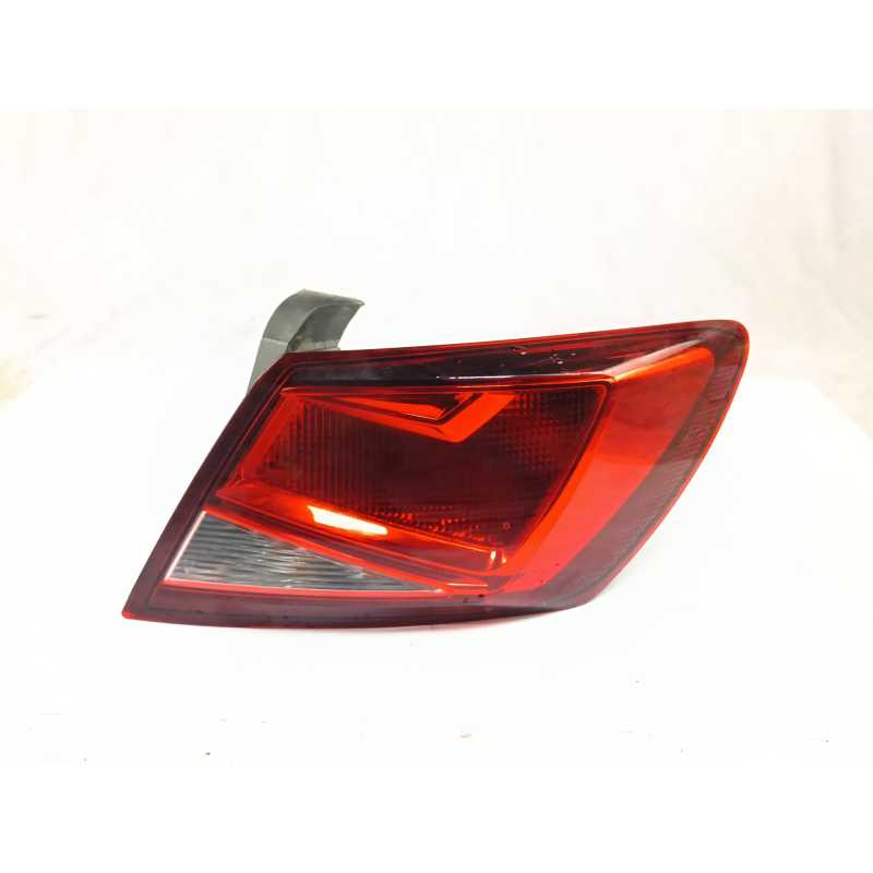 PILOTO TRASERO DERECHO 5F0945096D 