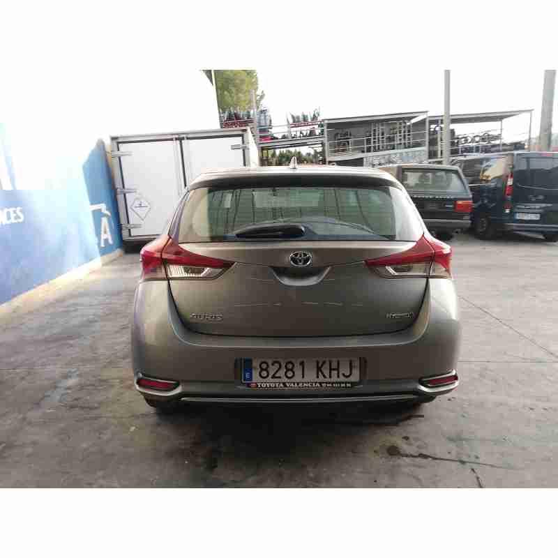 toyota auris (_e18_) del año 2018