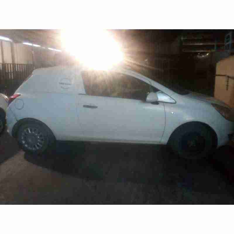 opel corsa d del año 2010