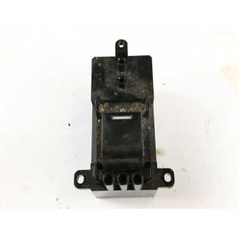 MANDO ELEVALUNAS TRASERO DERECHO 35770T7SG01 