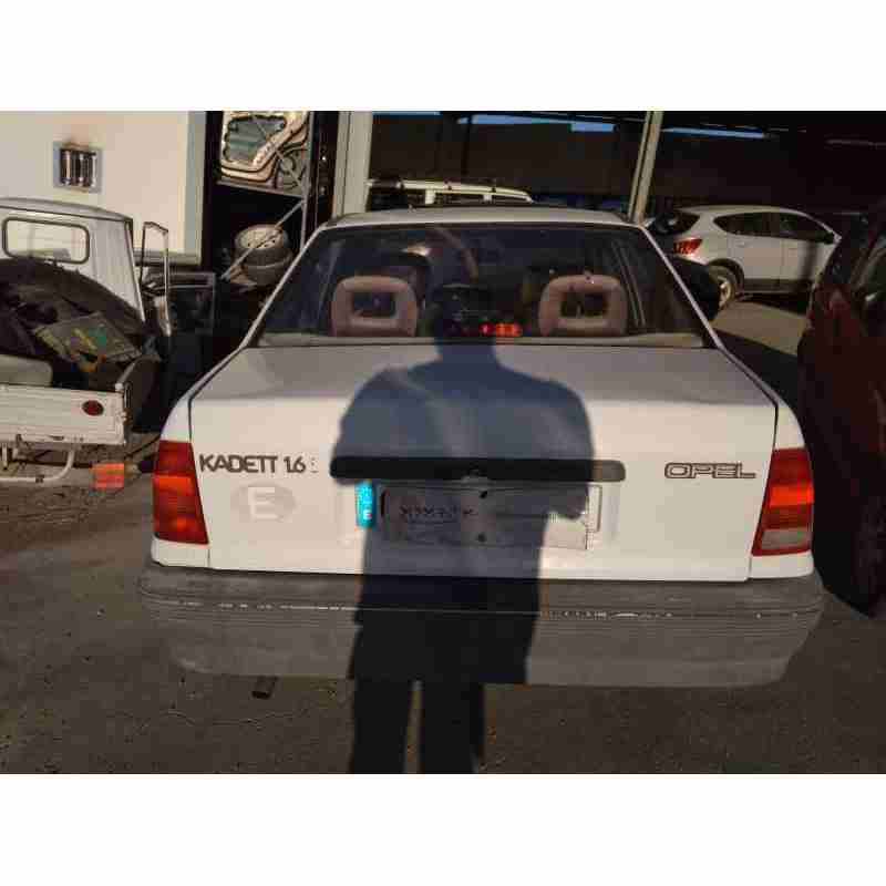 opel kadett e del año 1988