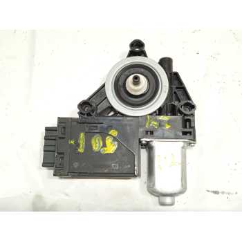 MOTOR ELEVALUNAS TRASERO IZQUIERDO 31674759 