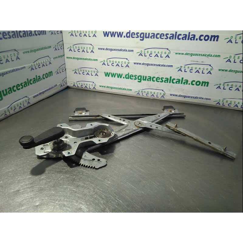 ELEVALUNAS DELANTERO DERECHO MANUAL 