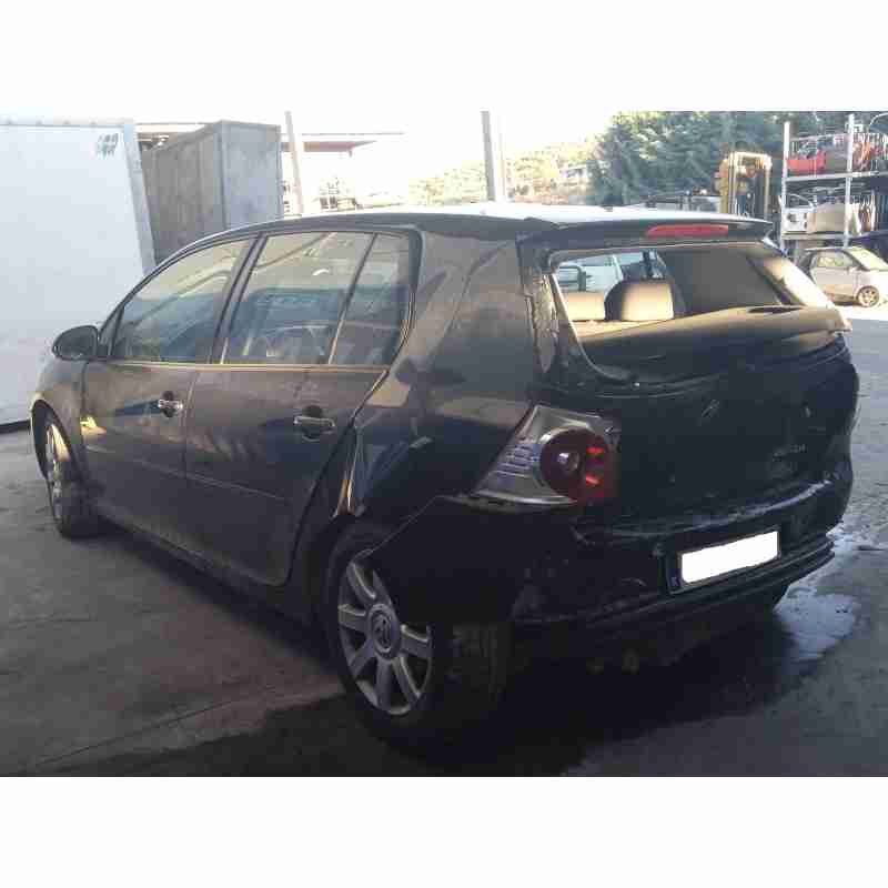 volkswagen golf v berlina (1k1) del año 2006