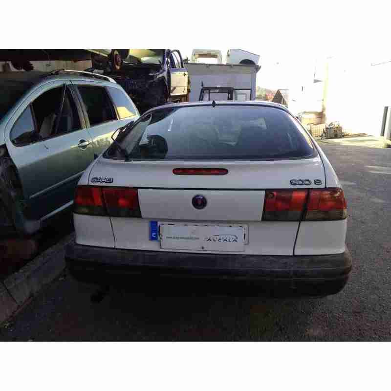 saab 900 berlina del año 1994