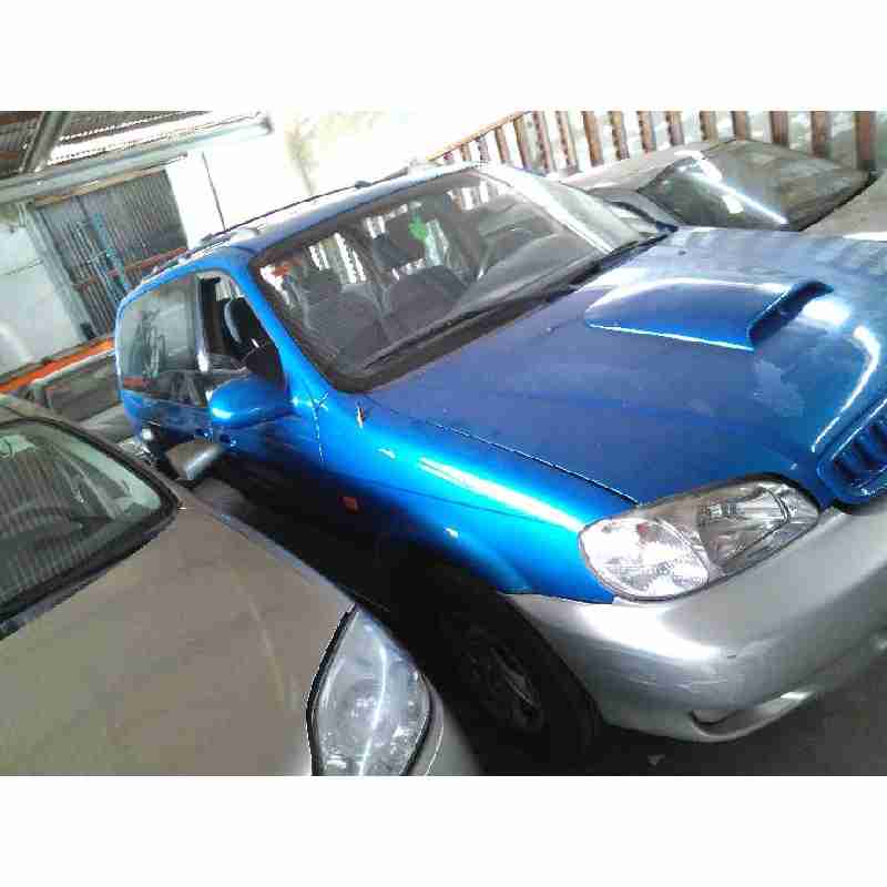 kia carnival del año 2000