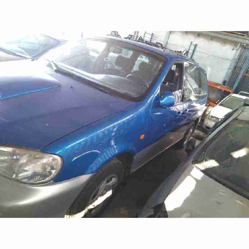 kia carnival del año 2000
