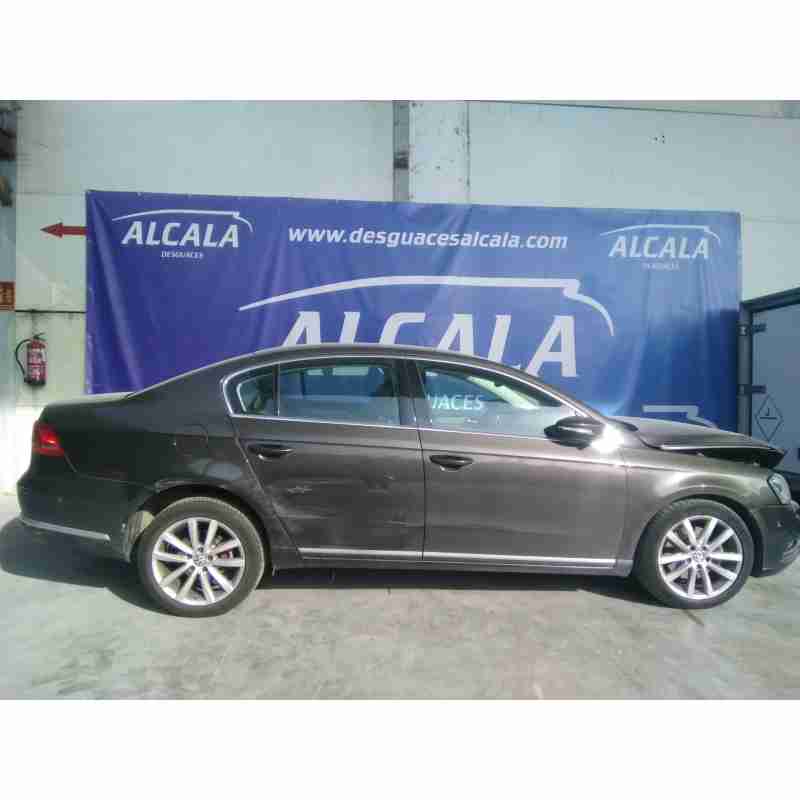volkswagen passat lim. (362) del año 2013