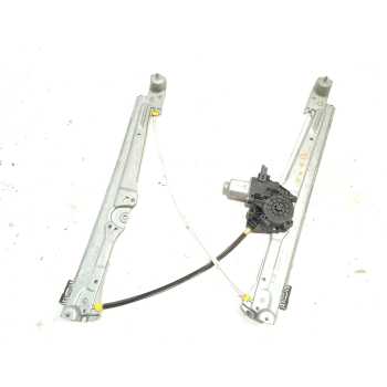 ELEVALUNAS DELANTERO DERECHO 807200294R 