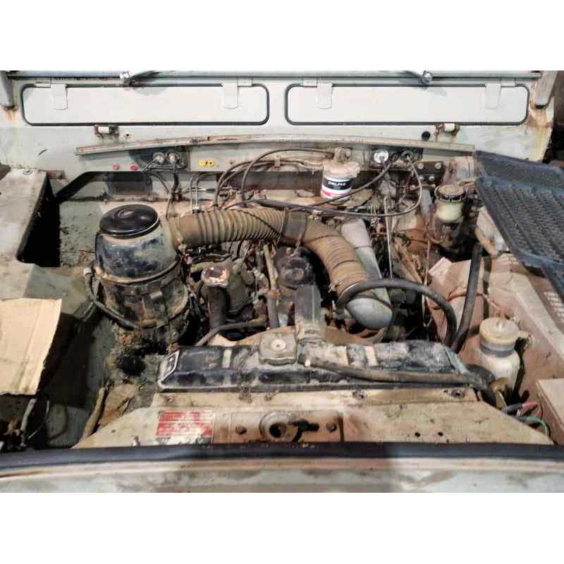 land rover santana del año 1976