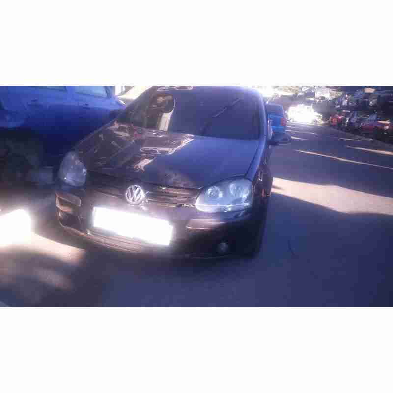 volkswagen golf v berlina (1k1) del año 2008