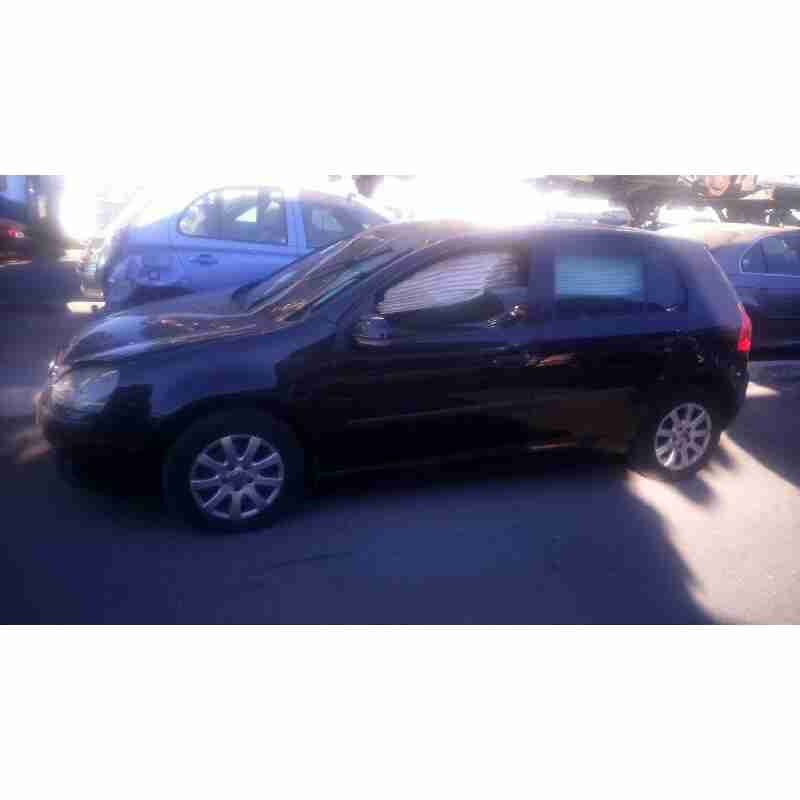 volkswagen golf v berlina (1k1) del año 2008