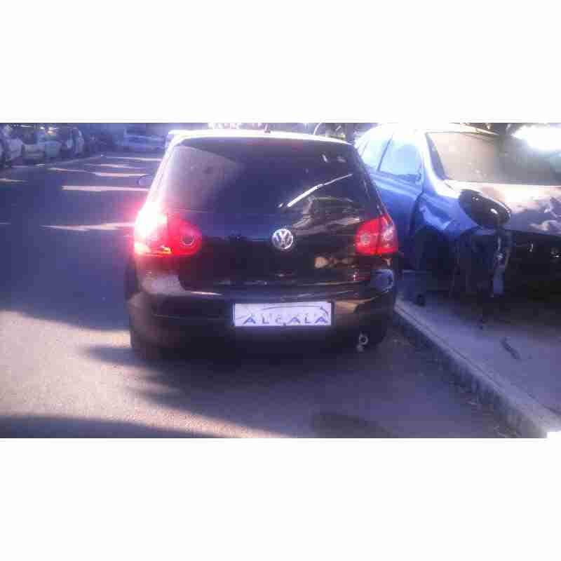volkswagen golf v berlina (1k1) del año 2008