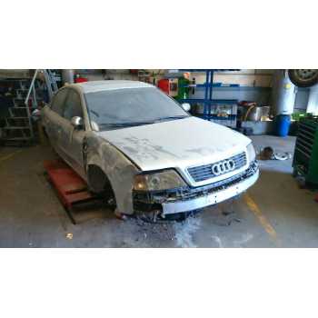 AUDI A6 AVANT (4B5) de desguace