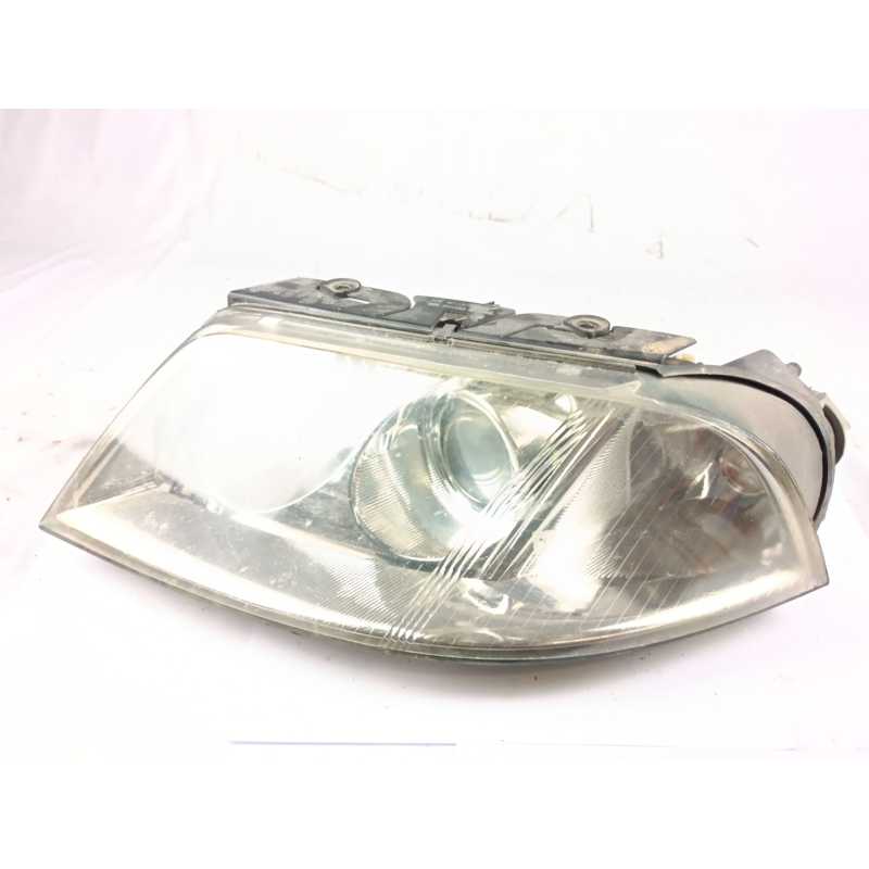 FARO IZQUIERDO 3B0941015AN 