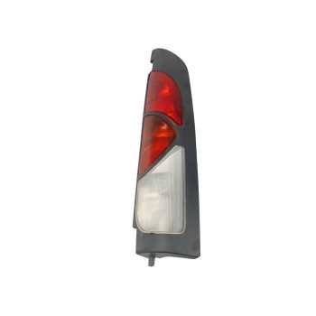 PILOTO TRASERO DERECHO 8200150621 