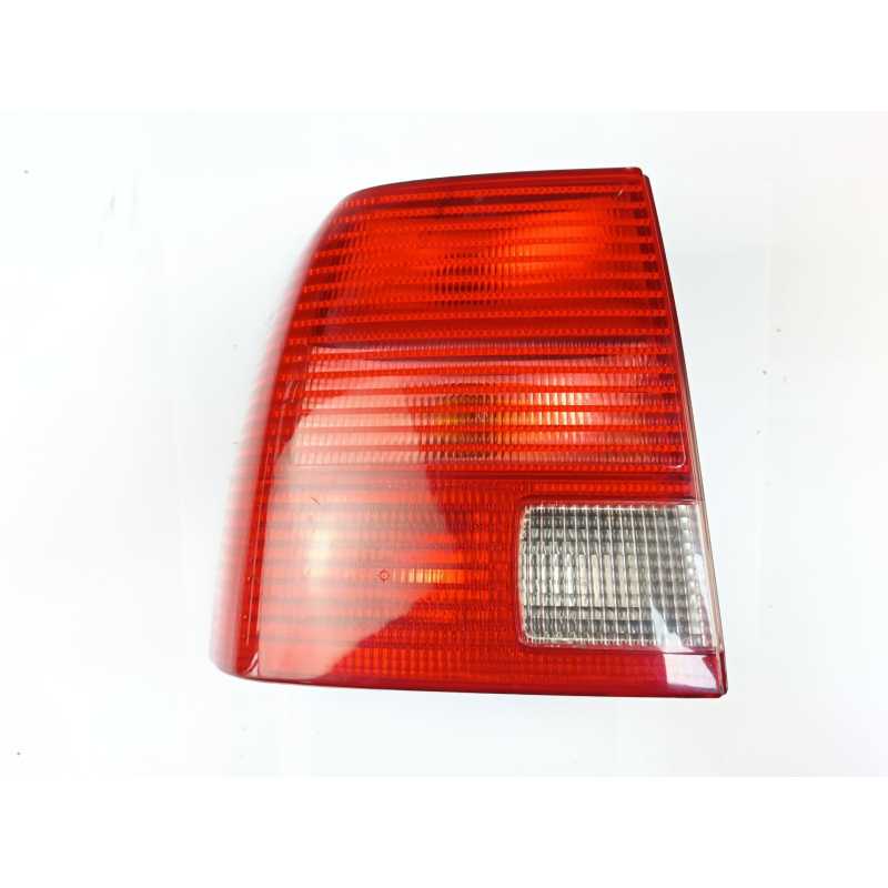 PILOTO TRASERO IZQUIERDO 3B5945095F 