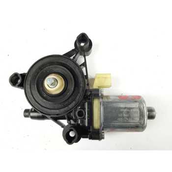 MOTOR ELEVALUNAS DELANTERO DERECHO 0130822076 