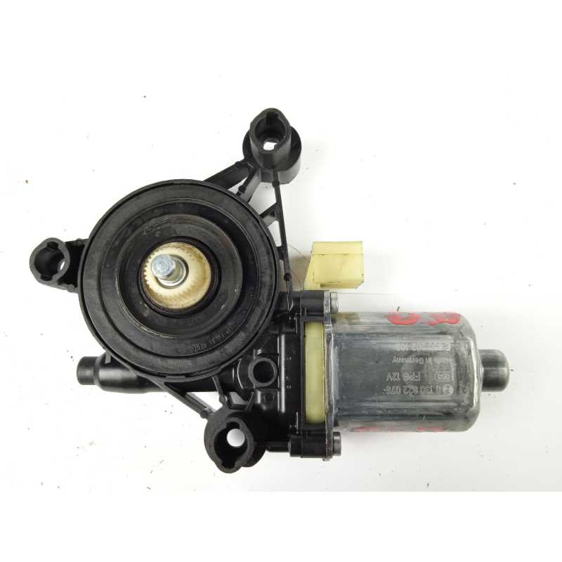 MOTOR ELEVALUNAS DELANTERO DERECHO 0130822076 