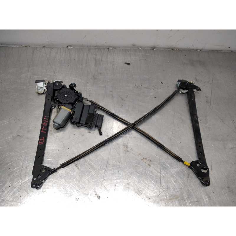 ELEVALUNAS TRASERO DERECHO 7M3959812 