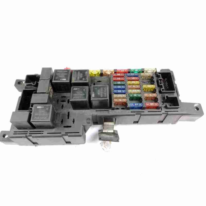 CAJA RELES / FUSIBLES 8637841 518717004 
