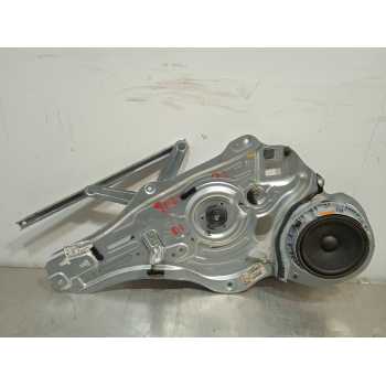 ELEVALUNAS DELANTERO IZQUIERDO 824103U130 
