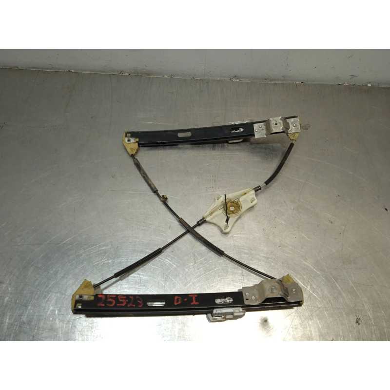 ELEVALUNAS DELANTERO IZQUIERDO 5F4837461D 