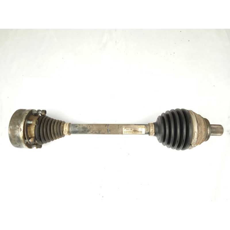 TRANSMISION DELANTERA IZQUIERDA 5Q0407271A 