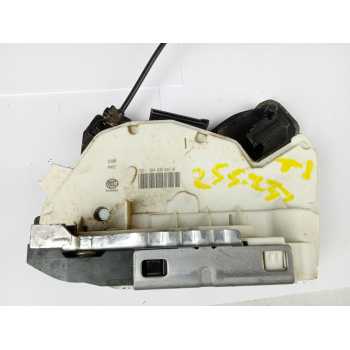 CERRADURA PUERTA TRASERA IZQUIERDA 5K4839015AF 