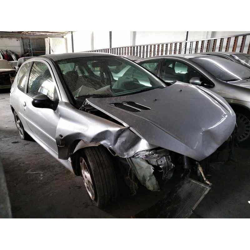 peugeot 206 berlina del año 2004
