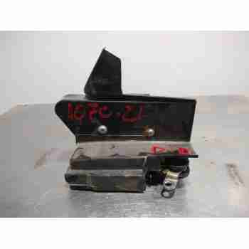 CERRADURA PUERTA DELANTERA DERECHA 805026816R 2 PINES 