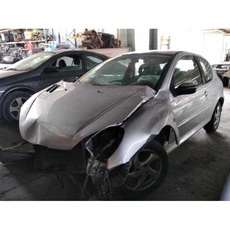 peugeot 206 berlina del año 2004