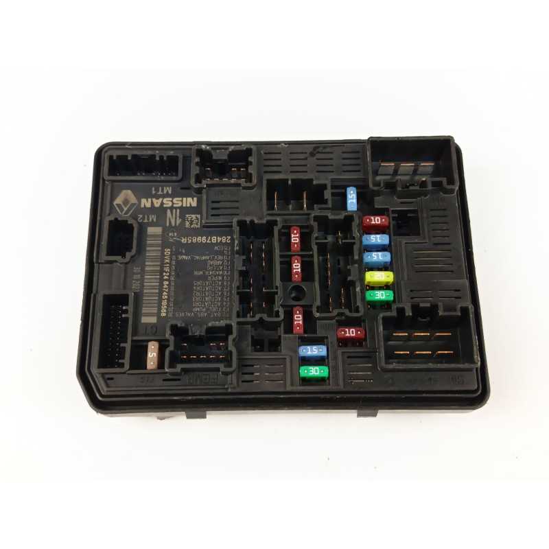 CAJA RELES / FUSIBLES 284B79985R 