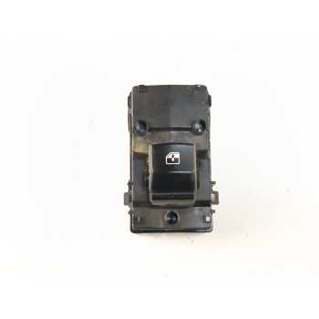 MANDO ELEVALUNAS DELANTERO DERECHO 93575J7000 