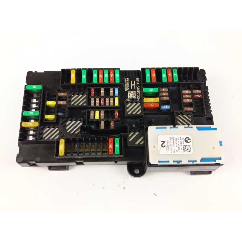 CAJA RELES / FUSIBLES 61145A0E7D0 