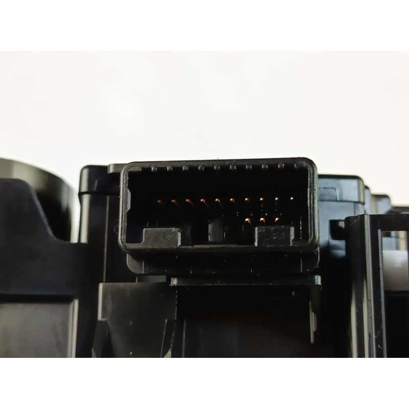 MANDO LUCES 17J591F4050 