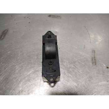 MANDO ELEVALUNAS TRASERO DERECHO 8608A143 