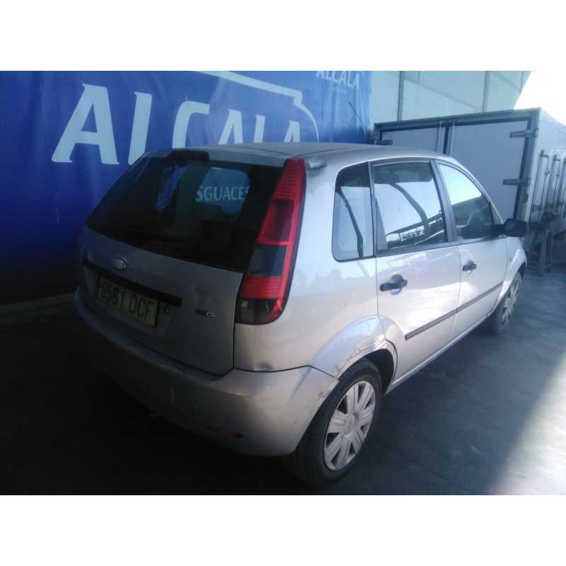 ford fiesta (cbk) del año 2004
