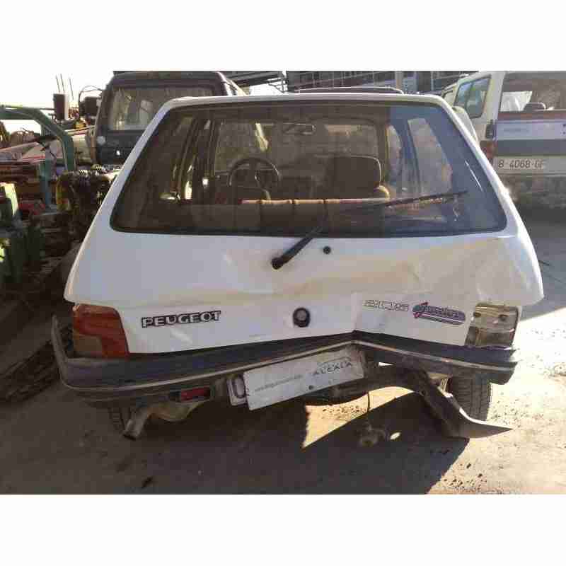peugeot 205 berlina del año 1993