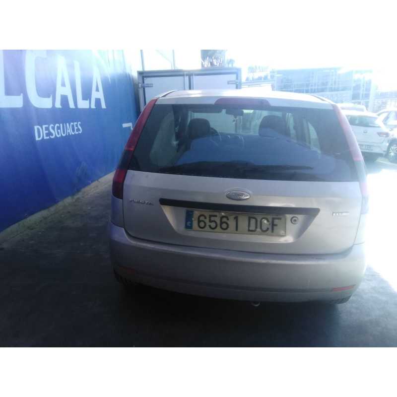 ford fiesta (cbk) del año 2004